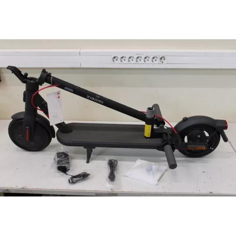 SALE OUT. Xiaomi Electric Scooter 4 Lite EU | SALE OUT. SALE OUT. Xiaomi Electric Scooter 4 Lite EU | 300 W | 25 km/h | 8.5 Zoll | 3 Monate | Schwarz | GEBRAUCHT, BESCHÄDIGTE VERPACKUNG, FEHLT: LADEGERÄT UND INBUSSSCHLÜSSEL