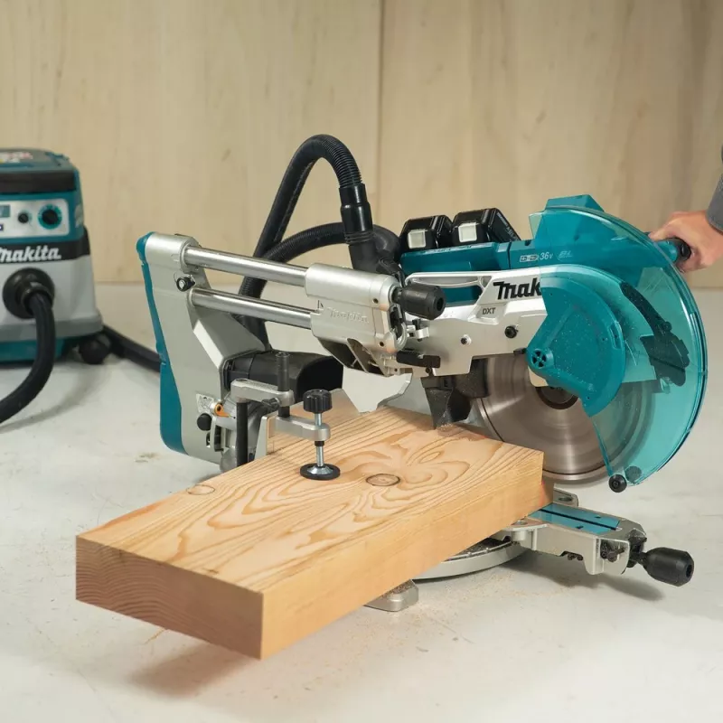 Makita DLS211ZU Kappsäge 4400 U/min