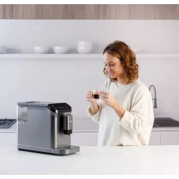 Espressomaschine Taurus Accento Latte vollautomatisch, integriertes Mahlwerk, 1,5 L Wassertank, Kaffeebohneneingabe