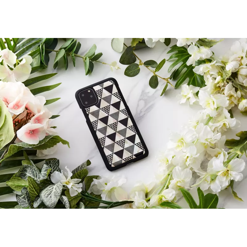 Smartphone-Hülle iKins für iPhone 11 Pro Max, schwarzes Pyramiden-Design, schützende Hartschale