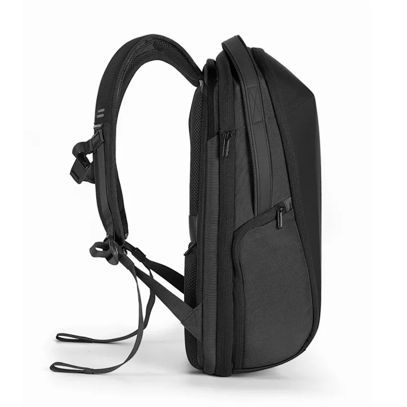 Rucksack XDDESIGN Bizz Schwarz — wasserabweisend, leicht, Modell P705.931