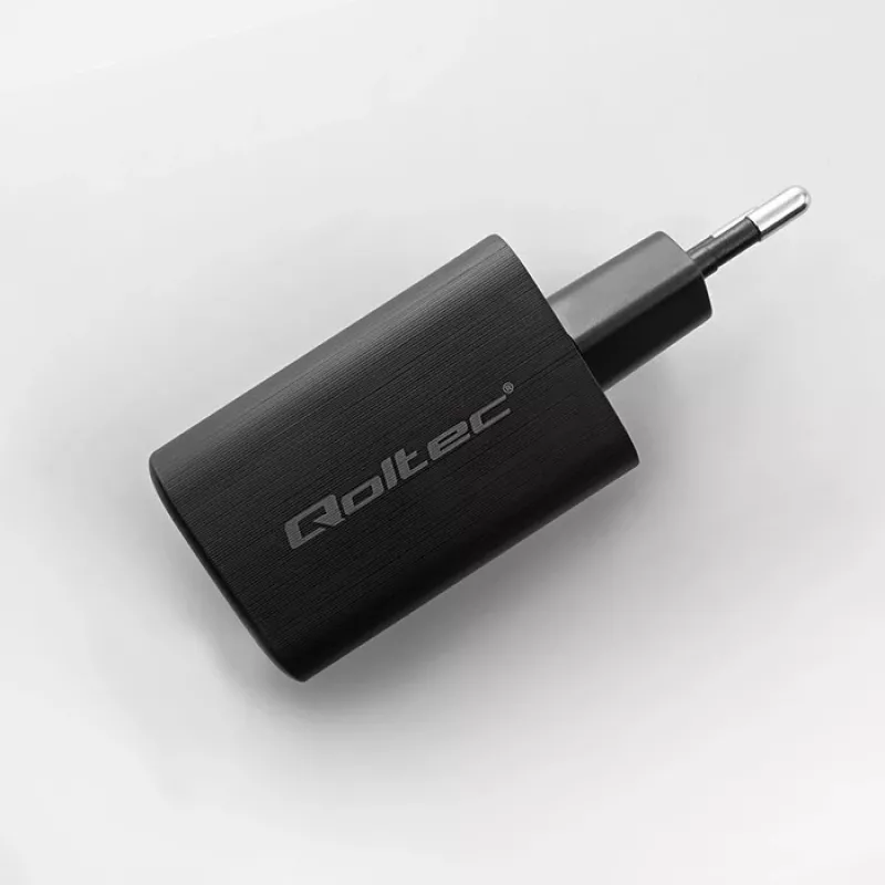 Qoltec 50766 Ladegerät für mobile Geräte Laptop, tragbare Spielkonsole, Powerbank, Smartphone, Smartwatch, Tablet Schwarz AC Schnellladen Innenbereich