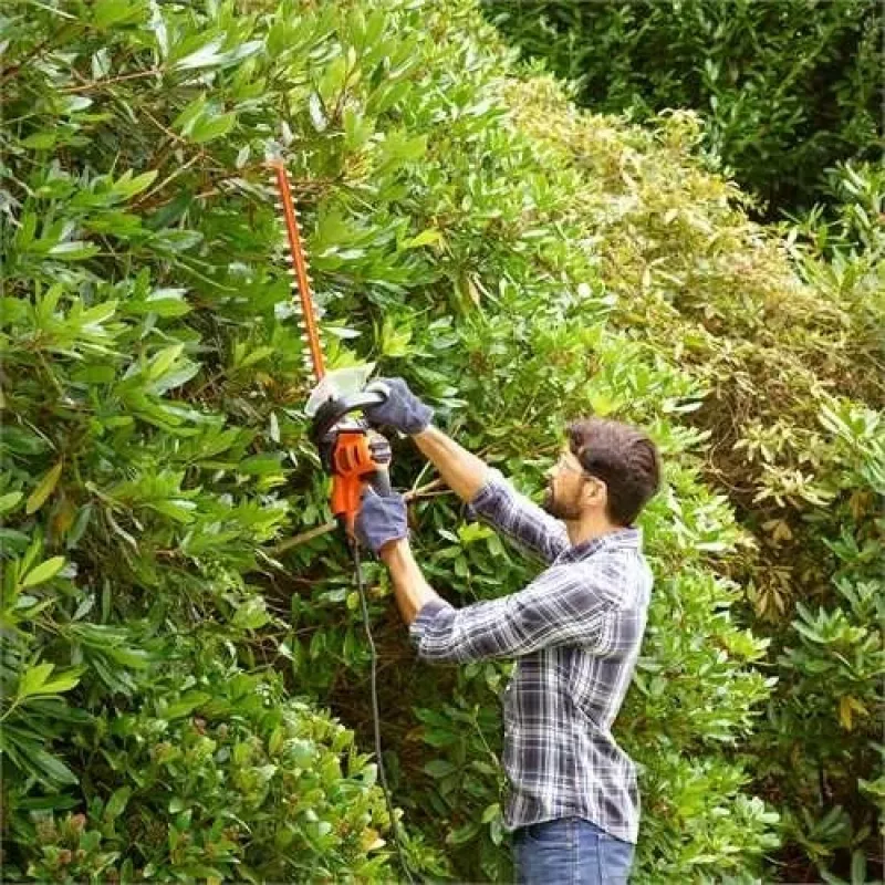 Heckenschere Black & Decker BEHTS401