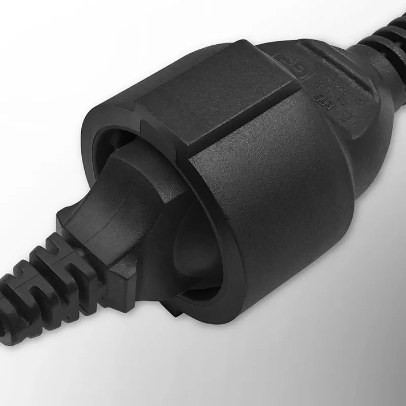 Netzadapter QOLTEC IEC 320 C14 auf französischen Stecker, 0,15 m Kabel