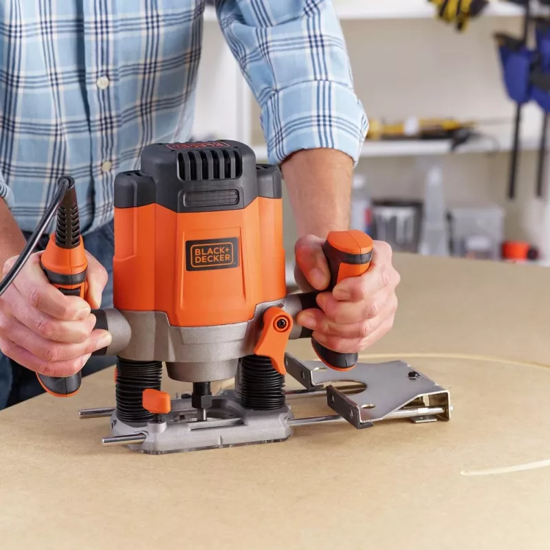Oberfräse Black+Decker KW1200E 1200W 8000 - 28000 U/min