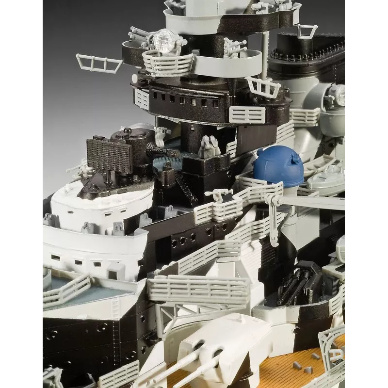 Plastikmodellschiff REVELL Tirpitz Maßstab 1:350