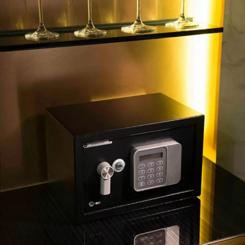 Freistehender Safe Yale YSG/200/DB2 — Stahl, Zahlenschloss, 8,6 L, 310×200×200 mm, schwarz