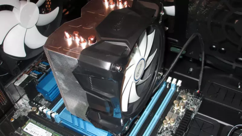Air Cooler vs AIO Liquid Cooling: Choosing the Right CPU Cooler