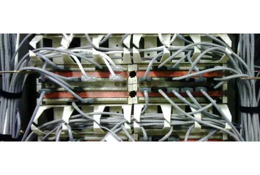 Patchpanels und Kabelmanagement: Aufbau eines in Minuten wartbaren Netzwerkracks