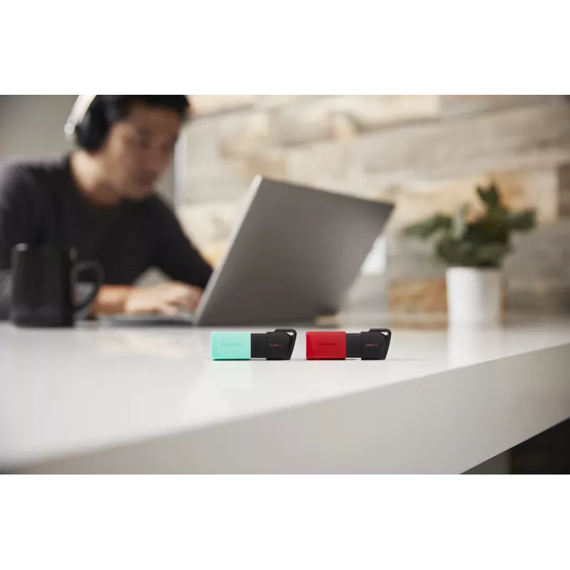 Kingston Technology DataTraveler 128GB USB3.2 Gen1 Exodia M (Schwarz + Rot)