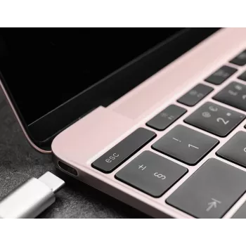 D-Link 5-in-1 USB-C Hub mit Gigabit Ethernet/Power Delivery