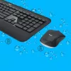 Kabelloses Tastatur- und Maus-Set Logitech MK540 Advanced – Full-Size-QWERTZ-Tastatur, USB-Empfänger, US-Layout, ergonomische Maus, Schwarz/Weiß
