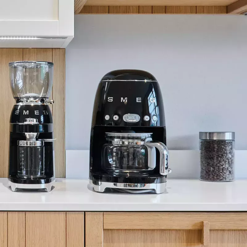 Drip coffee maker Smeg 1.4 L DCF02BLEU