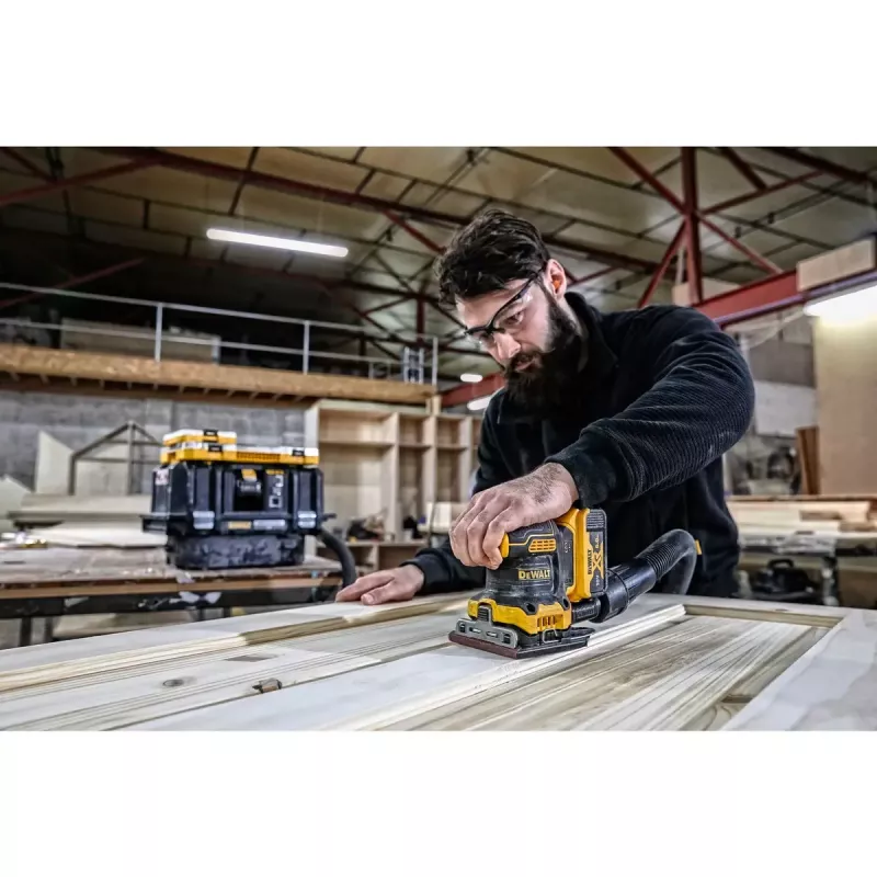Tragbarer Schleifer DeWALT DCW200N-XJ