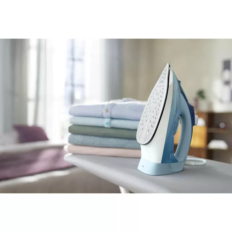Dampfbügeleisen Philips DST5030/20 — 2400W, 0,32 L Tank, SteamGlide Plus Bügelsohle, 45 g/min Dauerdampf, 180 g/min Dampfstoß, Blau