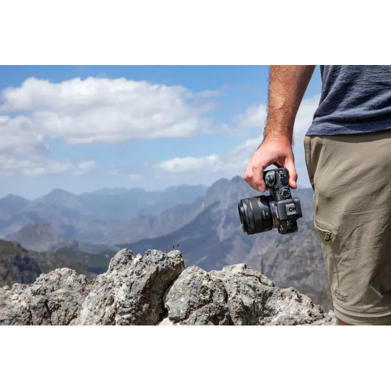 Canon EOS RP MILC Body 26.2 MP CMOS 6240 x 4160 Pixel Schwarz
