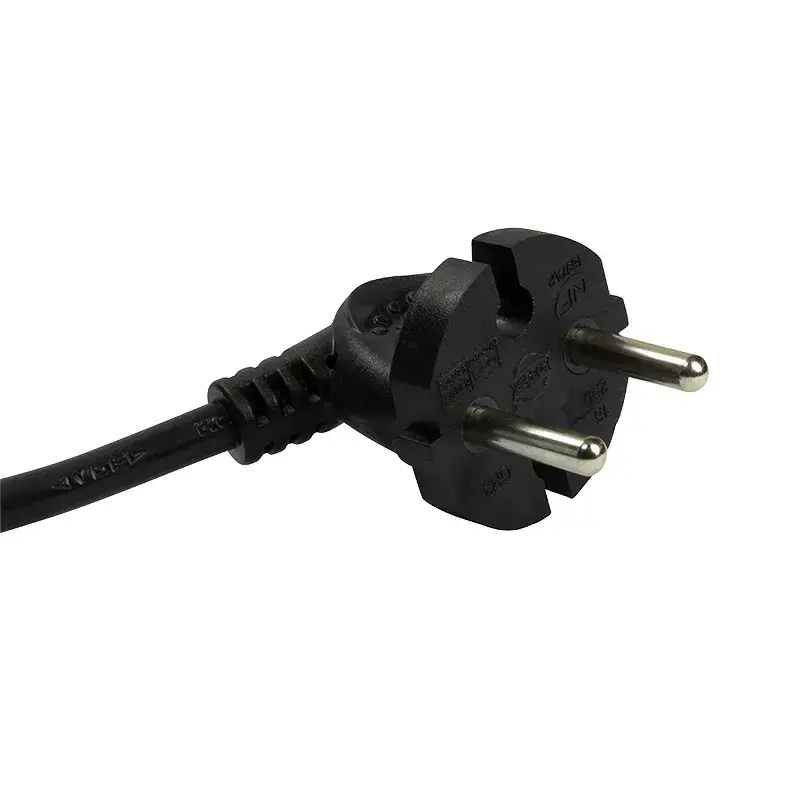 Stromverlängerungskabel LogiLink LPS229B 1,5 m 3 AC-Steckdosen Innenbereich Schwarz