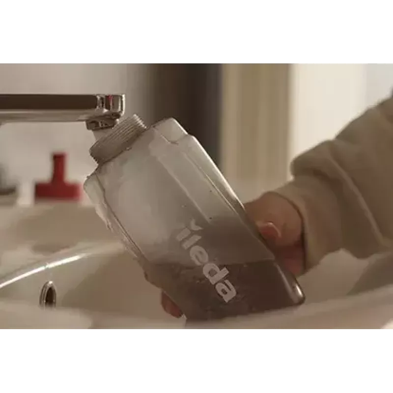 Mopp VILEDA Spray Max Mikrofaser Trocken & Nass — Kunststoffkopf, 0,6 l Wassertank, antibakteriell, weiß/rot