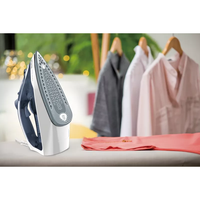 Tefal Express Steam FV2837 Trocken- und Dampfbügeleisen mit Cerilium-Bügelsohle 2400 W Blau, Grau, Weiß