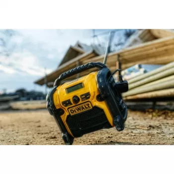 DEWALT Kabelloses Li-Ion DAB+/FM Kompaktradio – reines Gerät