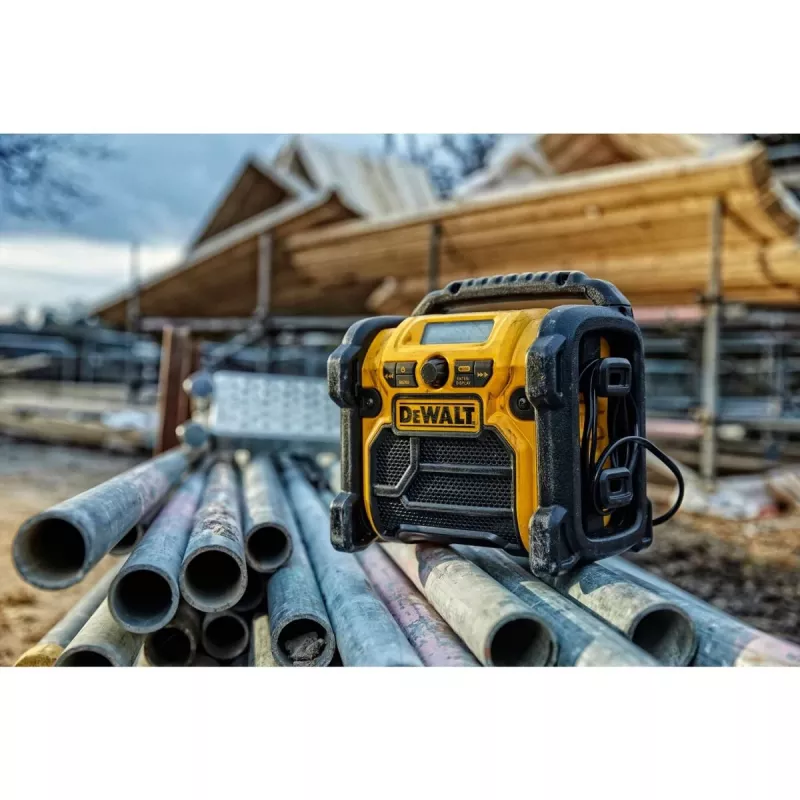 DEWALT Kabelloses Li-Ion DAB+/FM Kompaktradio – reines Gerät