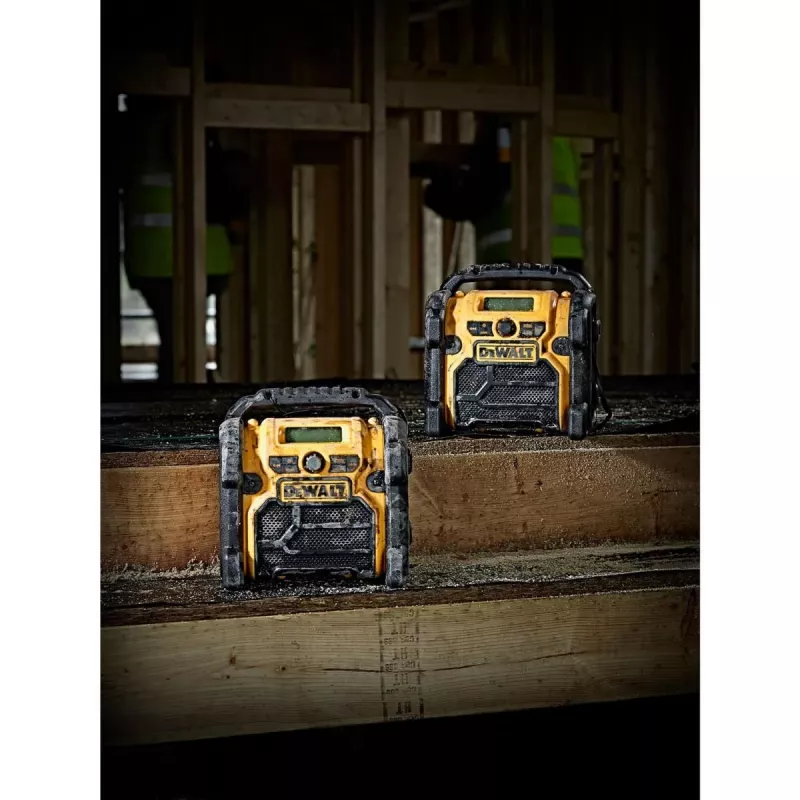 DEWALT Kabelloses Li-Ion DAB+/FM Kompaktradio – reines Gerät