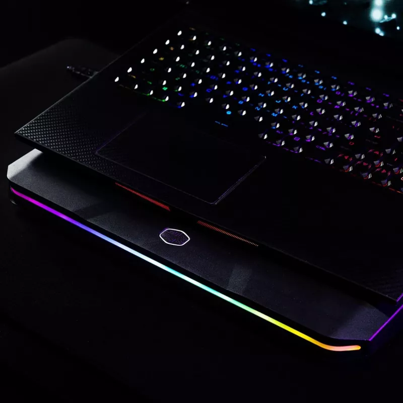 Cooler Master NotePal X150 Spectrum Notebook-Kühler bis 17 Zoll, mit 4-Port-USB-Hub