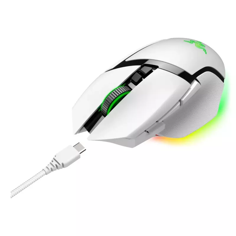 Gaming-Maus Razer Basilisk V3 Pro — rechtshändig, optisch 30.000 DPI, RF Wireless/Bluetooth/USB-C, weiß