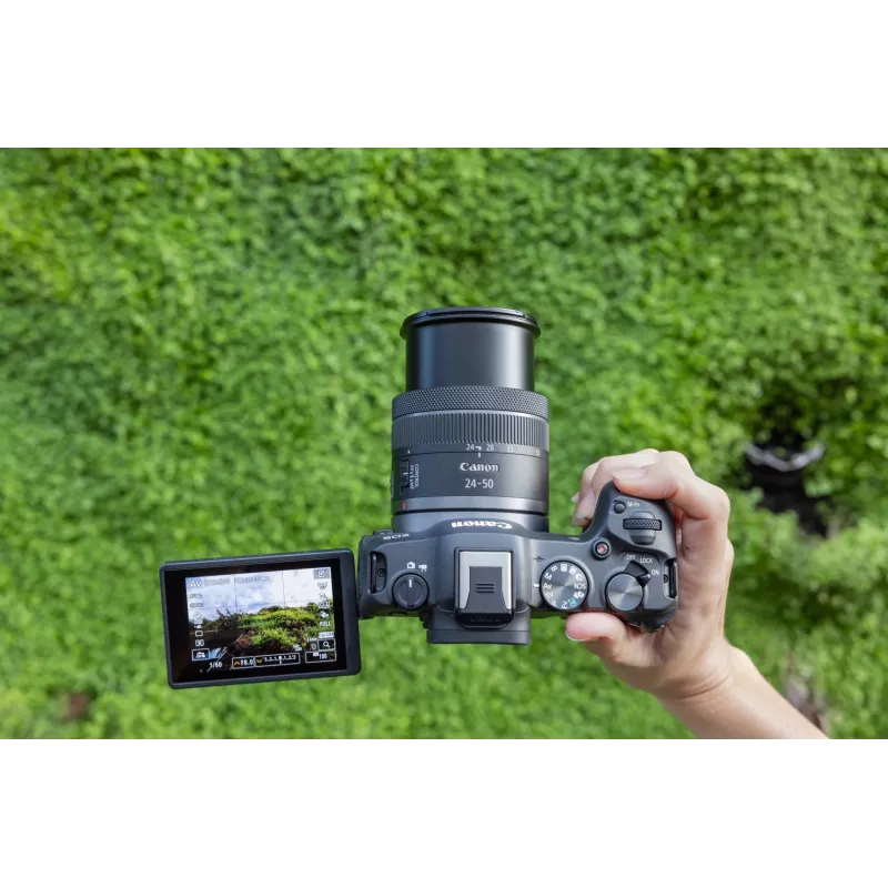 Canon EOS R8 + RF 24-50mm F4.5-6.3 IS STM Kit, 24.2 MP, 6000 x 4000 Pixel, CMOS, 4K Ultra HD, Touchscreen, Schwarz