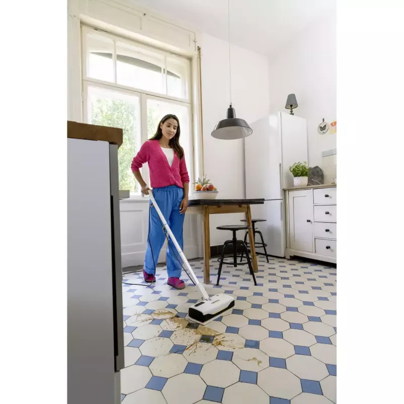 Dampfreiniger Karcher SC 1 UPRIGHT, 0,2 l Tank, 1300 W, 30 m²/h, 2,1 kg, Weiß/Schwarz
