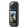 Actionkamera Insta360 X4 — 72 MP, 8K (7680×3840) CMOS, 1/2 Zoll Sensor, integriertes Display, Wi‑Fi, 120 fps, MicroSD, 602 g, schwarz