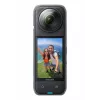 Actionkamera Insta360 X4 — 72 MP, 8K (7680×3840) CMOS, 1/2 Zoll Sensor, integriertes Display, Wi‑Fi, 120 fps, MicroSD, 602 g, schwarz