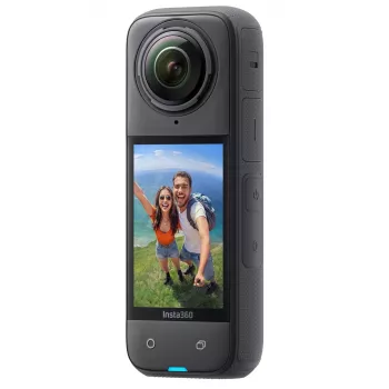 Actionkamera Insta360 X4 — 72 MP, 8K (7680×3840) CMOS, 1/2 Zoll Sensor, integriertes Display, Wi‑Fi, 120 fps, MicroSD, 602 g, schwarz