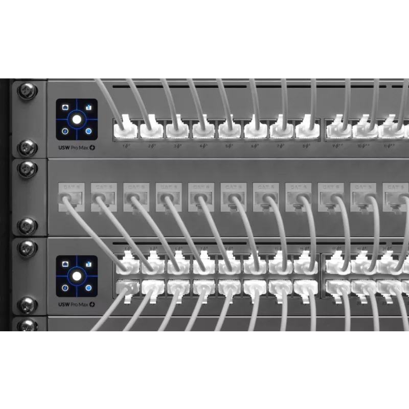 Netzwerk-Patchkabel UBIQUITI UACC-Cable-Patch-EL-1M-W — Cat6, 1 m, 2,5 GbE, PoE++ (4PPoE), transluzent, RJ-45 Stecker–Stecker