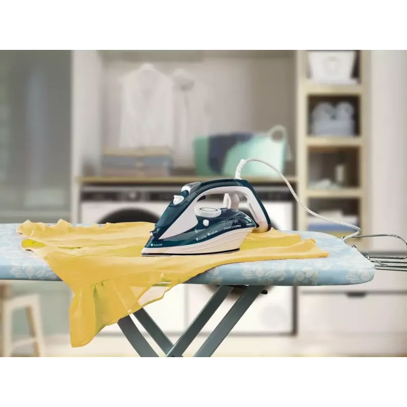 Gorenje SIH2800TQC Dampfbügeleisen mit Keramiksohle 2800 W Blau