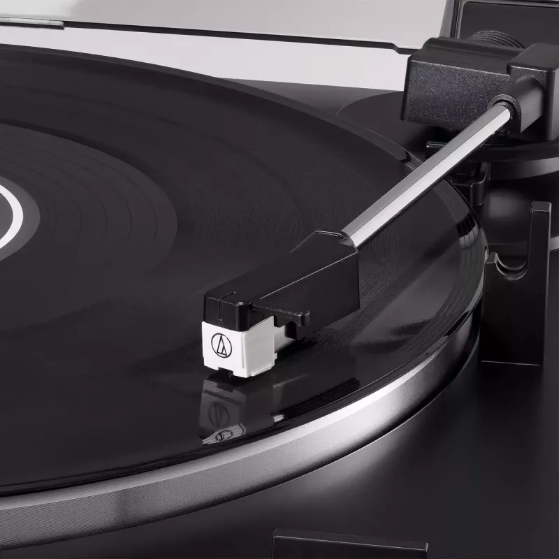 Riemengetriebener Plattenspieler Audio-Technica AT-LP60X Vollautomatisch Schwarz