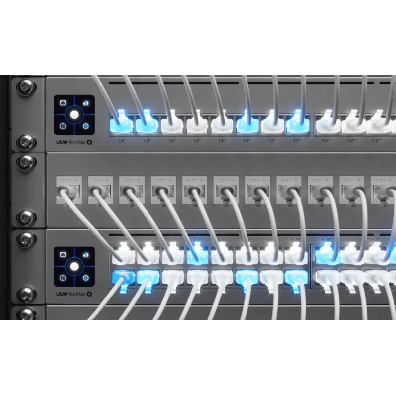 Ethernet-Patchkabel UBIQUITI UACC-Cable-Patch-EL 0,3 m Cat6 2,5 Gbit/s PoE++ weiß
