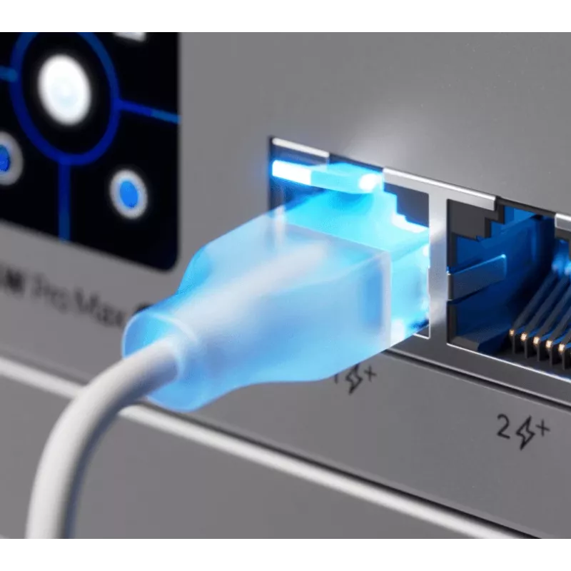 Ethernet-Patchkabel UBIQUITI UACC-Cable-Patch-EL 0,3 m Cat6 2,5 Gbit/s PoE++ weiß
