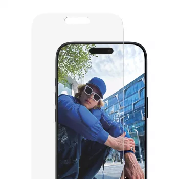 PanzerGlass ® Displayschutzfolie iPhone 17 Pro Max | Classic Fit mit EasyAligner