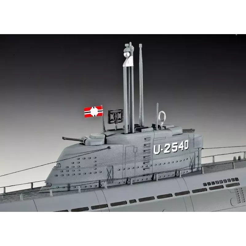 U-Boot-Modell Revell U-Boot Typ XXI U 2540 &Interieur