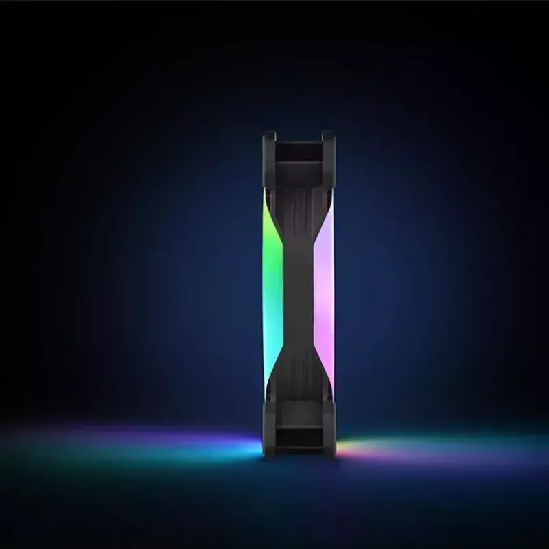 Thermaltake Riing Trio 12 LED RGB Radiatorlüfter, TT Premium Edition
