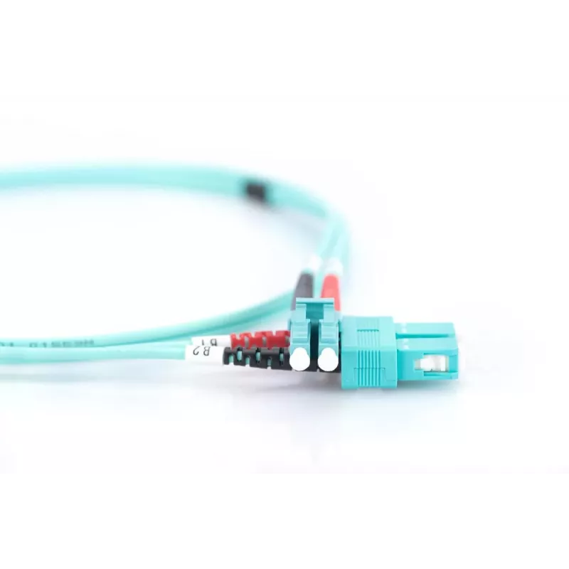 DIGITUS Glasfaser-Patchkabel, LC auf SC Multimode 50/125 µ, Duplex Länge 3m Klasse OM3