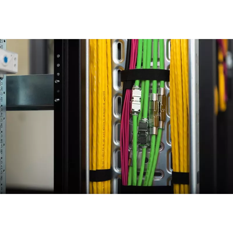 DIGITUS Installation Kabel - Cat 8.2 - S/FTP - AWG 22/1 - 1000m - Grün