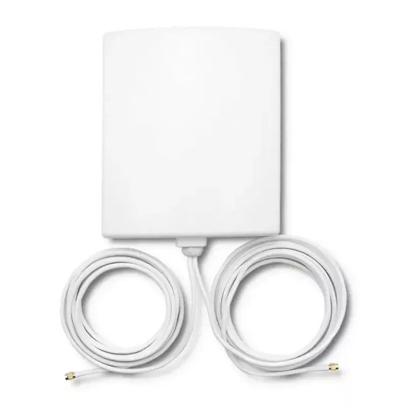 Outdoor-Richtantenne 5G LTE QOLTEC 57022 — 14 dBi, 700–3800 MHz, 50 Ω, Kupfergehäuse