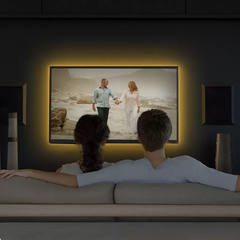 TP-Link Tapo Smart Wi-Fi Light Strip, Universelles Streifenlicht, Ambiente, Innen-/Außenbereich, Klebeband, Mehrfarbig, Variabel