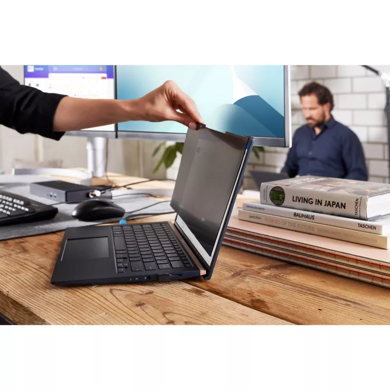 Kensington MagPro Magnetischer Blickschutzfilter für Laptops 13,3 Zoll (16:9)