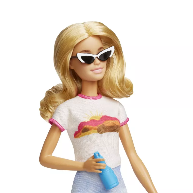 Barbie Dreamhouse Adventures Puppe und Zubehör, „Malibu“ Reiseset mit Welpe und über 10 Teilen, inklusive funktionierendem Koffer