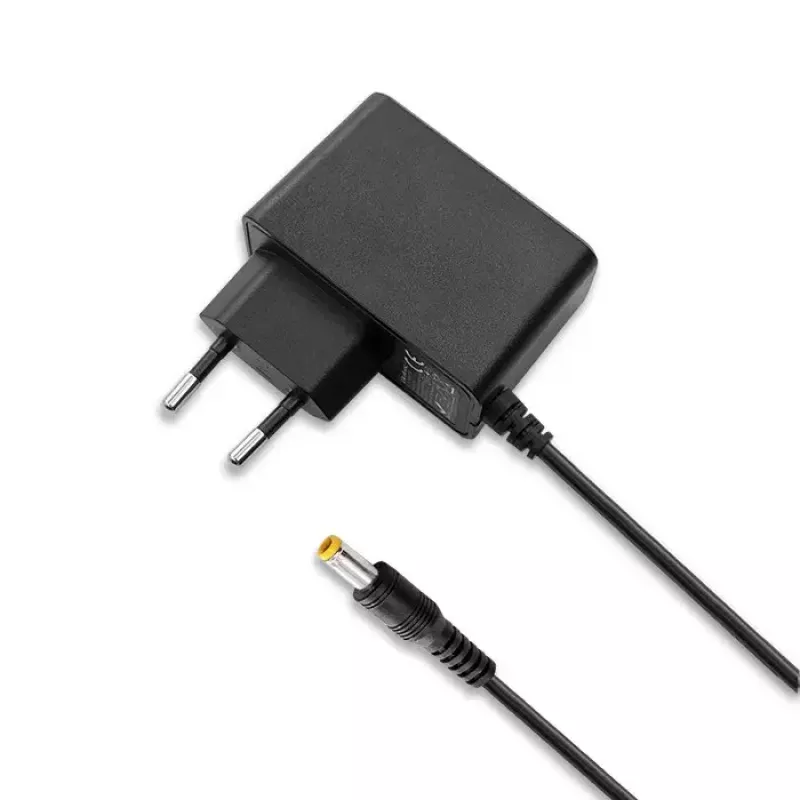 Netzteil Qoltec 51021 Innenbereich Schwarz 220–240 V 1,4 m Kabel