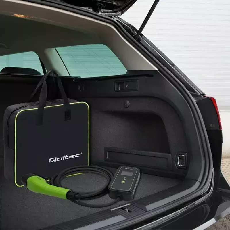 Elektrofahrzeug-Wandladegerät QOLTEC Mobiles Ladegerät 52470 Typ 2 3,5 kW 230 V mit LCD