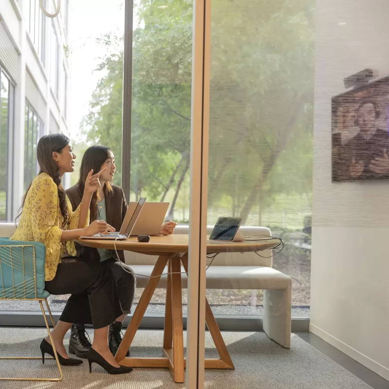 HP Poly Studio R30 USB Video Bar, Vietnam, 0 - 40 °C, 15 - 80%, 0 - 3000 m, Windows 8, Windows 8.1, Windows 10, Windows 11, Mac OS X 10.10 Yosemite, MacOS
